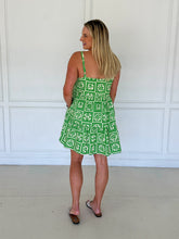 Load image into Gallery viewer, Green Ivy Mini
