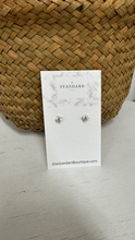 Load image into Gallery viewer, CZ Studs 5mm Gold
