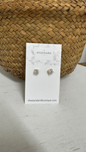 Load image into Gallery viewer, CZ Studs 8mm- Gold
