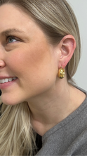 Load image into Gallery viewer, Chunky Gold Hoop Earrings
