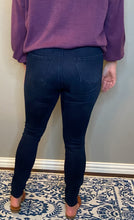 Load image into Gallery viewer, Nina High Waist Skinny Jeans- Tractr Brand FINAL SALE -size4/27
